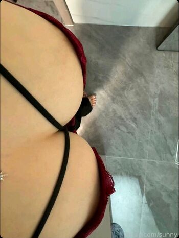 Full leaked Sunnyyy private photo