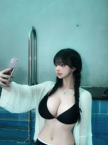 Full leaked Io private photo