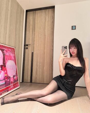 Full leaked Arissa larissa page private photo