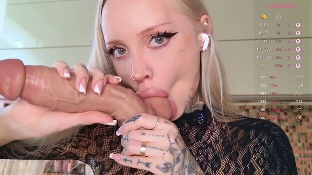 Full leaked Badforyou private photo