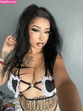 Full leaked Bluntstiny private photo