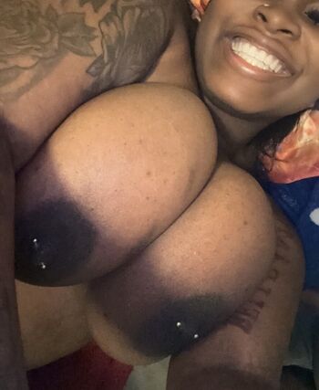 Full leaked Charnaa private photo
