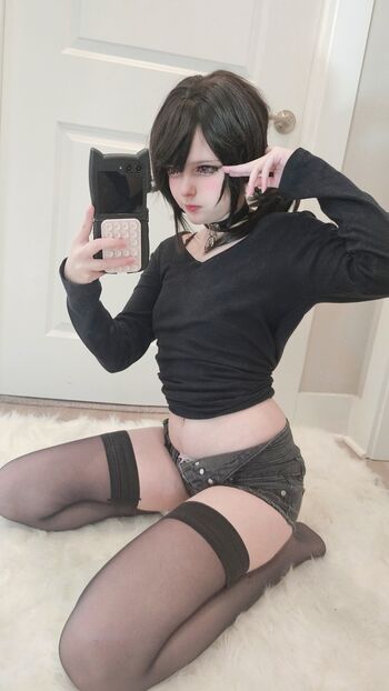Full leaked Dmoe private photo