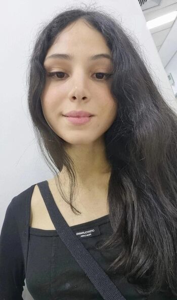 Full leaked Euluna private photo