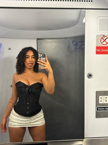 Full leaked Evaalisa private photo