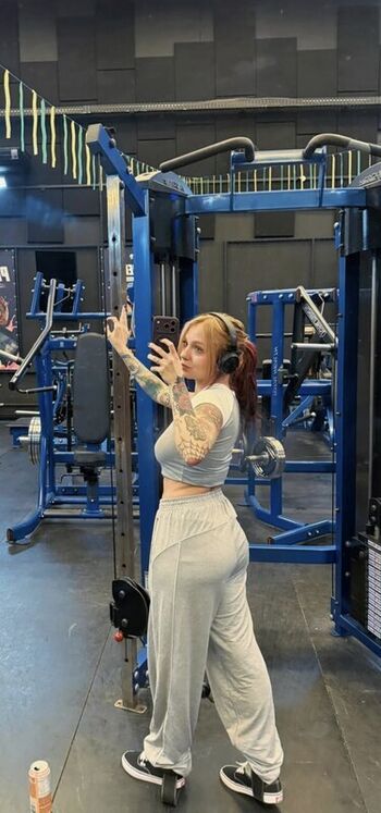 Full leaked Ethebarbie / private photo
