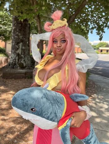 Full leaked Honeygram private photo