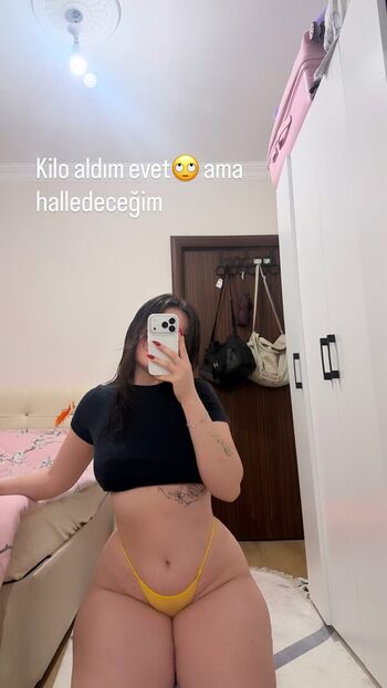 Full leaked Itsmenazli page private photo