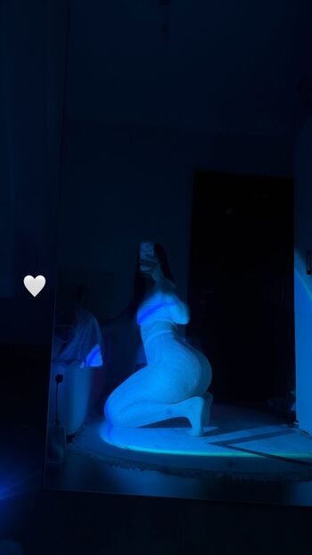 Full leaked Itsmenazli private photo