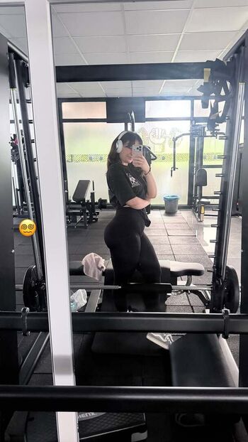 Full leaked Itsmenazli private photo