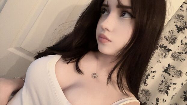 Full leaked Imay private photo