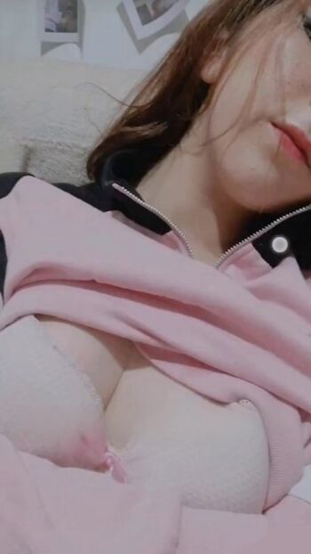 Full leaked Mitssu private photo