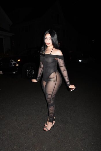 Full leaked Three private photo