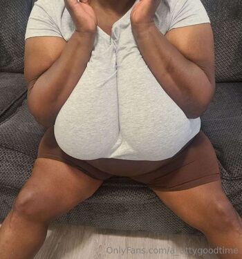 Full leaked A tiddygoodtime private photo