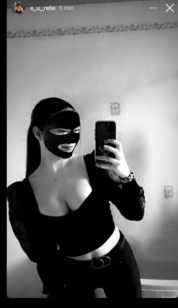 Full leaked A u relie private photo