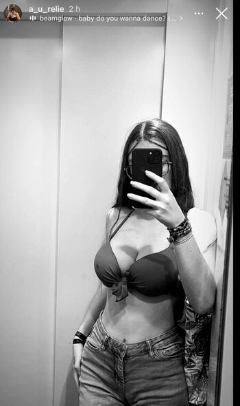 Full leaked A u relie private photo