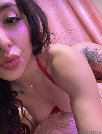Full leaked Aaaaliyahhh private photo