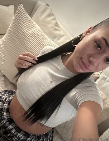 Full leaked Aaliyah struve private photo