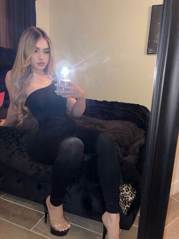 Full leaked Aaliyahhh n page private photo