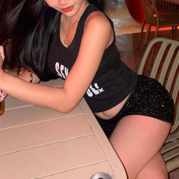 Full leaked Aaomhelloo page private photo