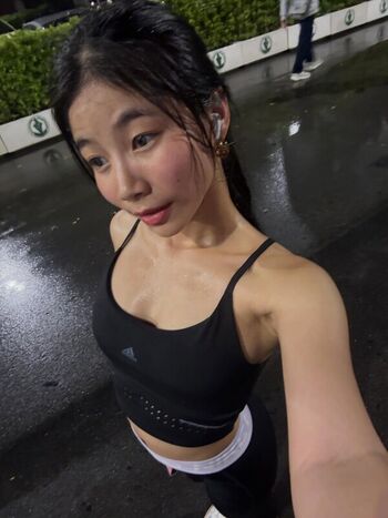 Full leaked Aaomhelloo page private photo