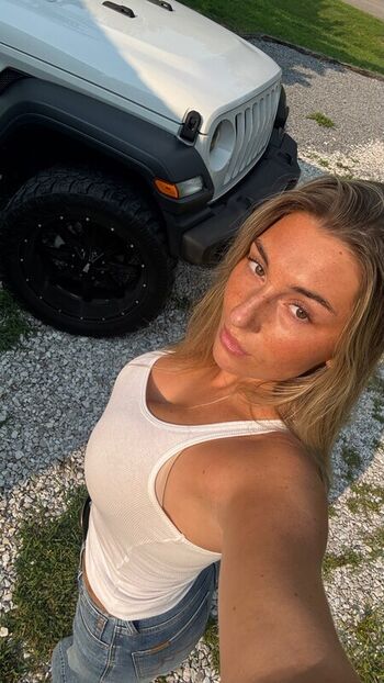 Full leaked Abbey wilson private photo