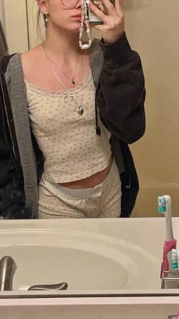 Full leaked Abbi bunny private photo