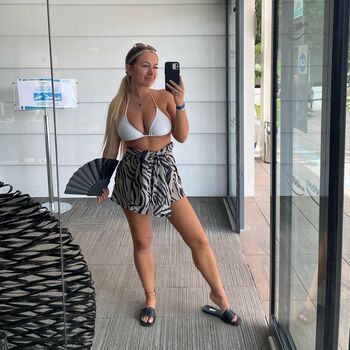 Full leaked Abbi gibson private photo