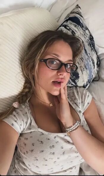 Full leaked Abbyhuxley private photo