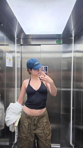 Full leaked Abbyimu private photo