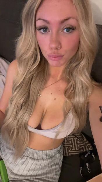 Full leaked Abi greasley private photo