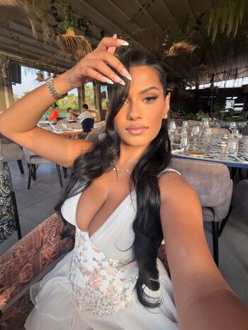 Full leaked Abida private photo