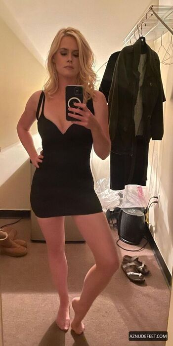 Full leaked Abigail hawk private photo