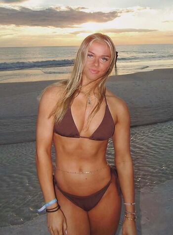 Full leaked Abigail thomas private photo