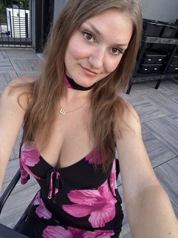 Full leaked Abigail page private photo