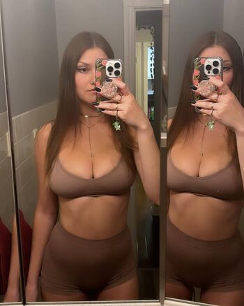 Full leaked Abigail page private photo