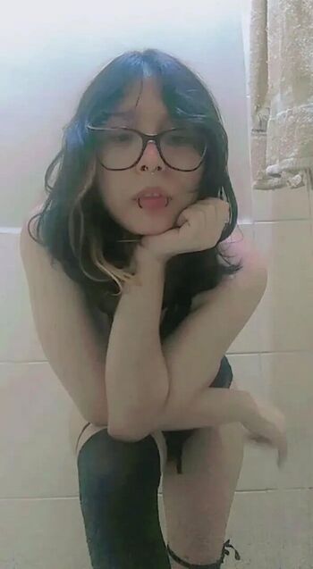 Full leaked Abynii private photo
