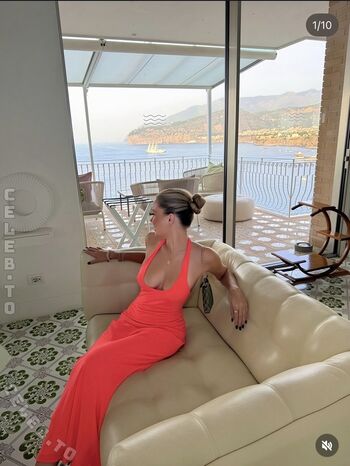 Full leaked Actuallyyhelen private photo