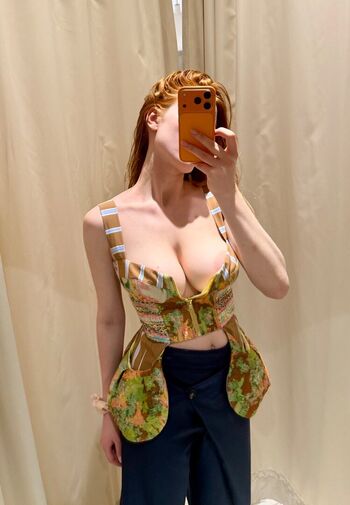 Full leaked Adah hopper private photo