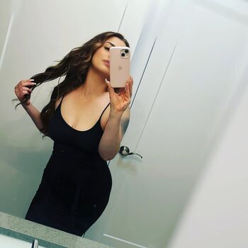 Full leaked Addictiveava private photo