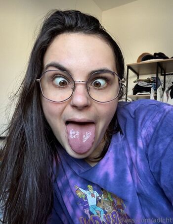 Full leaked Adelinecht private photo