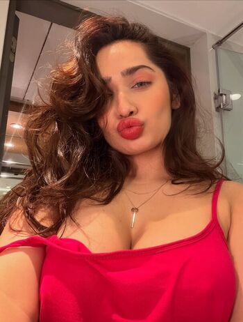 Full leaked Aditi mistry private photo