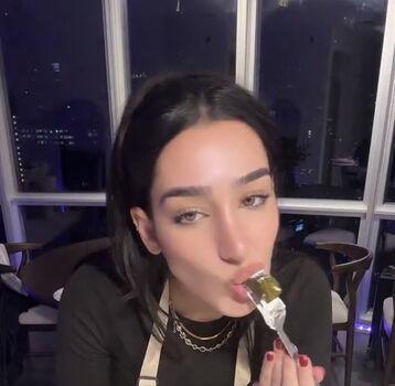 Full leaked Adolladola private photo
