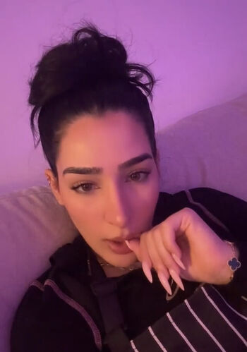 Full leaked Adolladola private photo