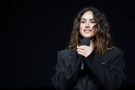 Adria Arjona