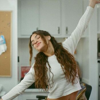Full leaked Adria arjona private photo