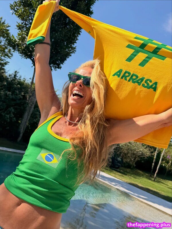 Adriane Galisteu / galisteuoficial Foto OnlyFans Nuda #388
