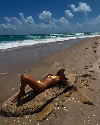 Full leaked Adrianna mier private photo