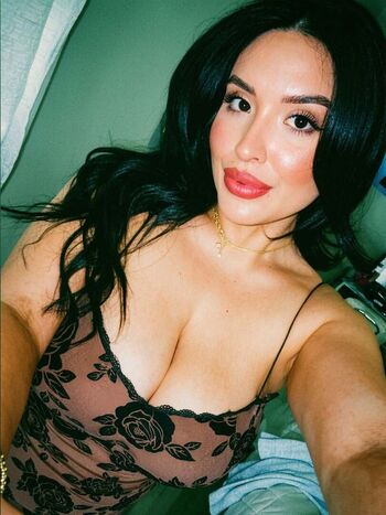 Full leaked Adriannaledesma private photo