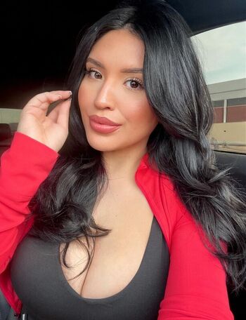 Full leaked Adriannaledesma private photo